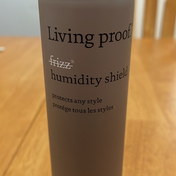 COPY - Living proof humidity shield - Picture 2 of 3